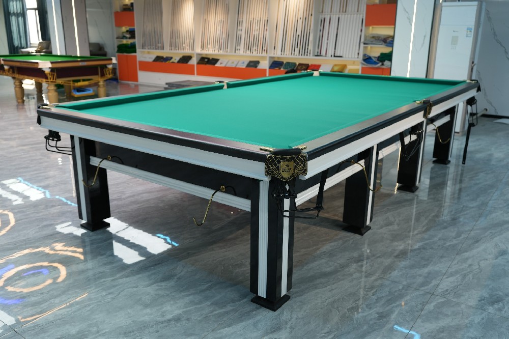 BOJUE-E104 Russian Pyramid Billiard Table
